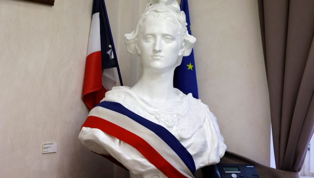est ce qu'un maire peut faire 3 mandats