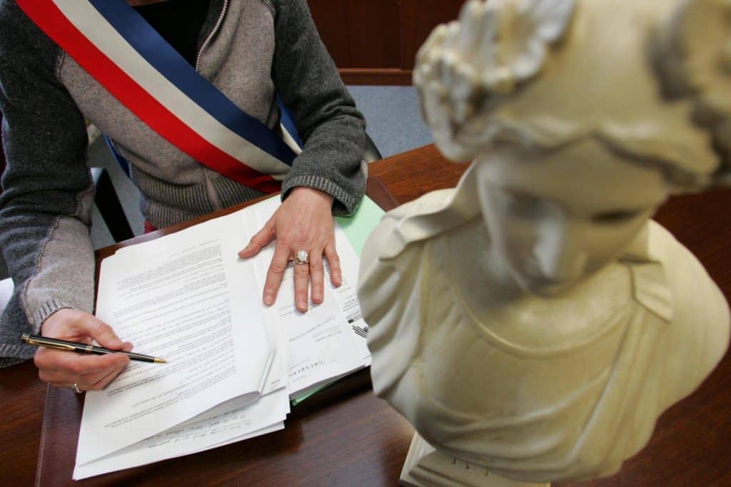 les élus de l'indre reçoivent, depuis plusieurs mois, des demandes de parrainage.