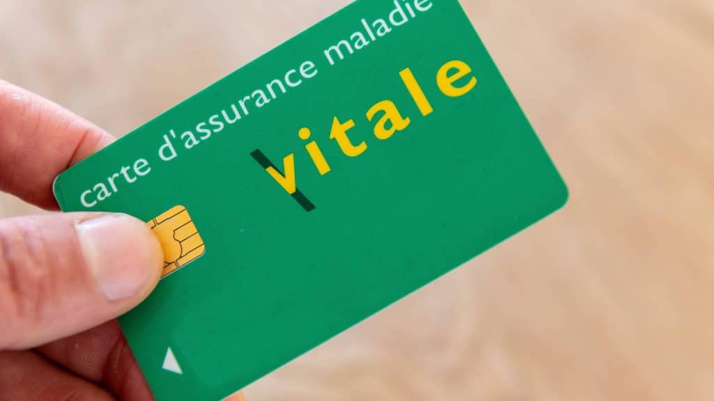 c'est confirmé il n'est désormais plus possible de toucher la complémentaire santé solidaire au delà de cette somme en 2025