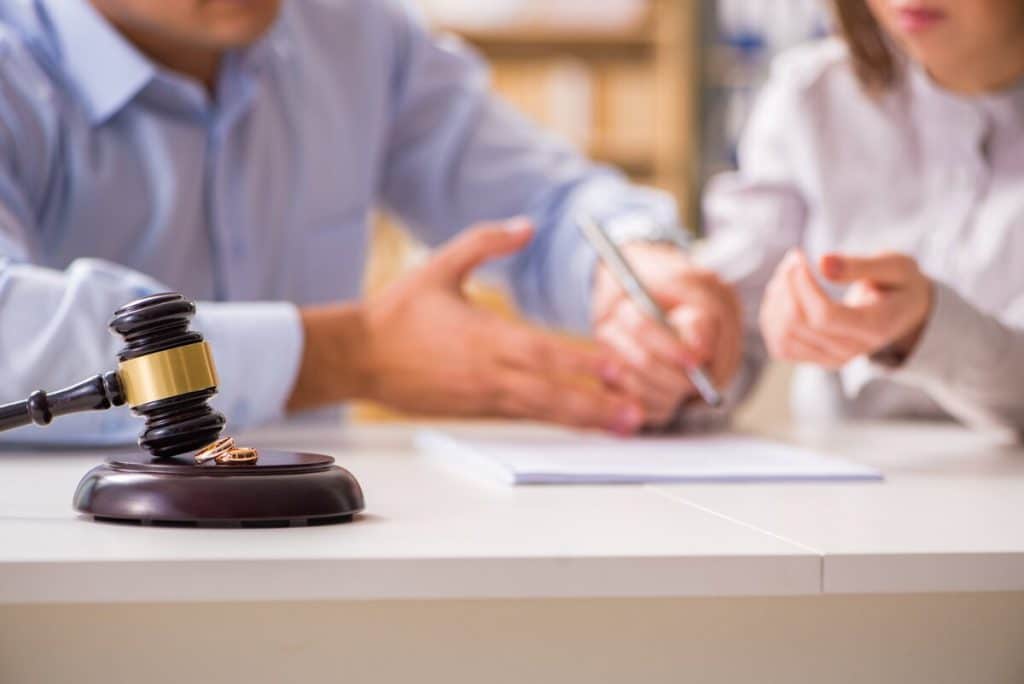 divorce adultère quels sont les dommages et intérêts
