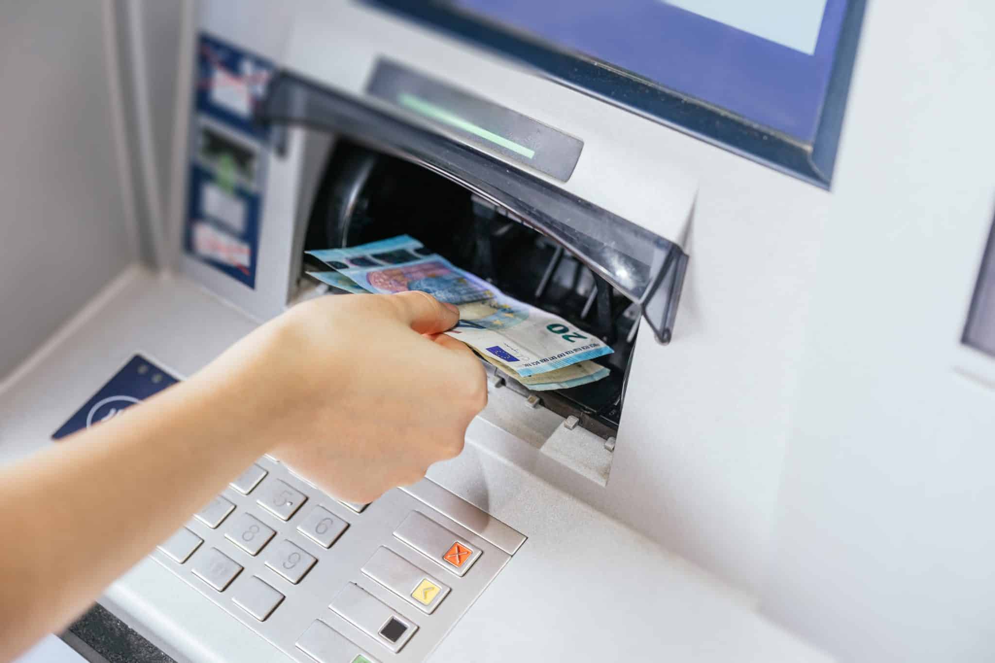 La nouvelle est tombée : tous les virements bancaires vont être bloqués en France à partir de cette date et pendant une durée de 2 jours
