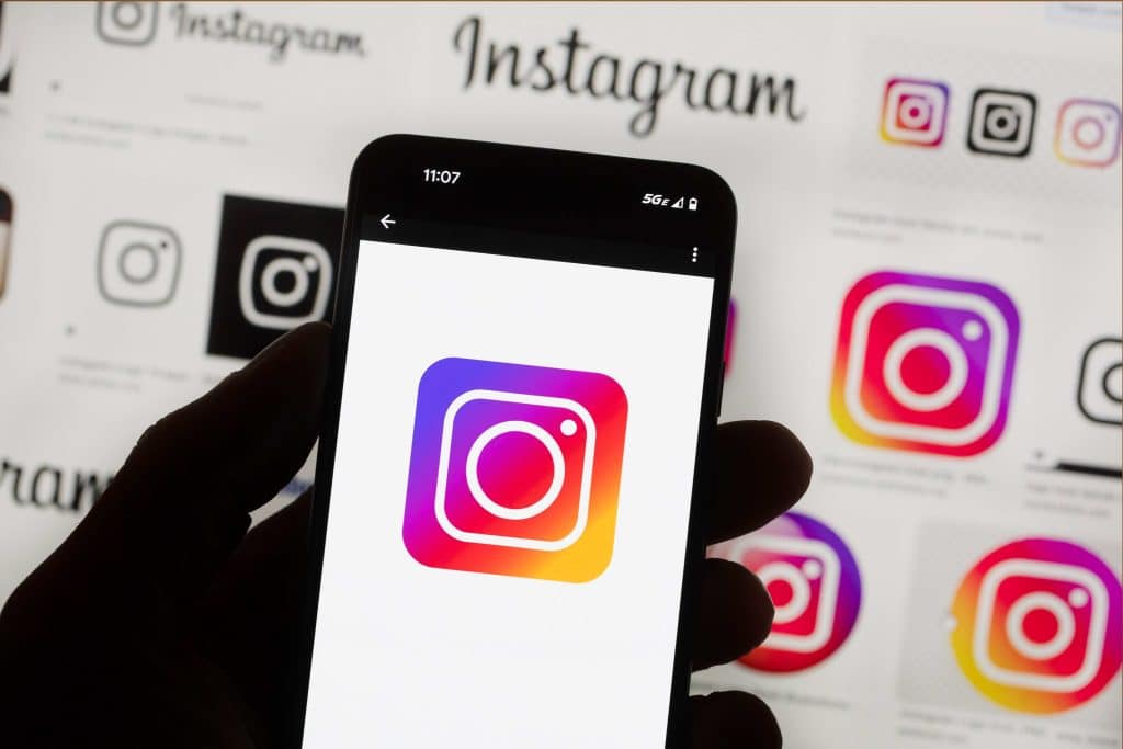 quel gafam appartient instagram