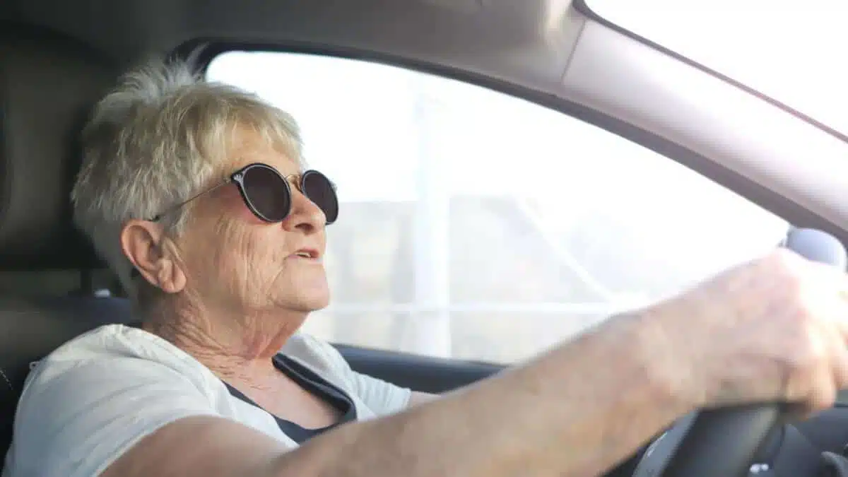 Ce n’est ni 70 ans, ni 80 ans : voici l’âge maximal pour conduire sans être un danger, selon le Code de la route