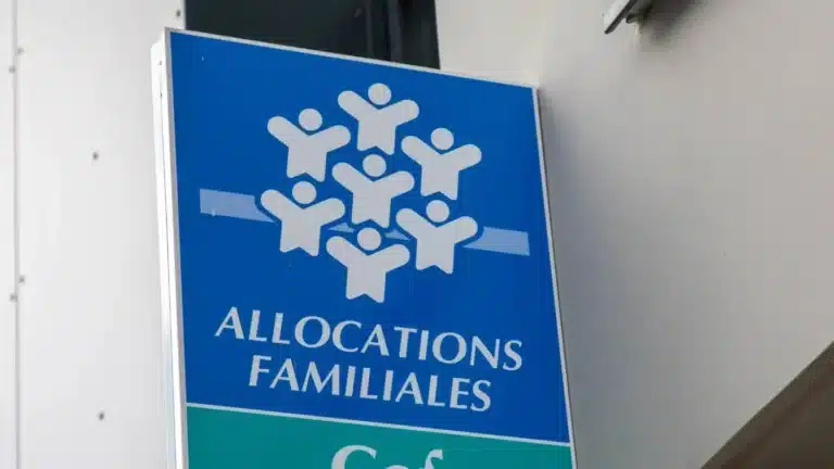 c’est confirmé par le gouvernement il n’est désormais plus possible de toucher le minium vieillesse (aspa) au delà de cette somme