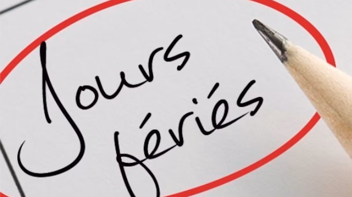 la nouvelle est tombée le gouvernement va supprimer ces deux jours fériés pour tous les français à partir de 2026