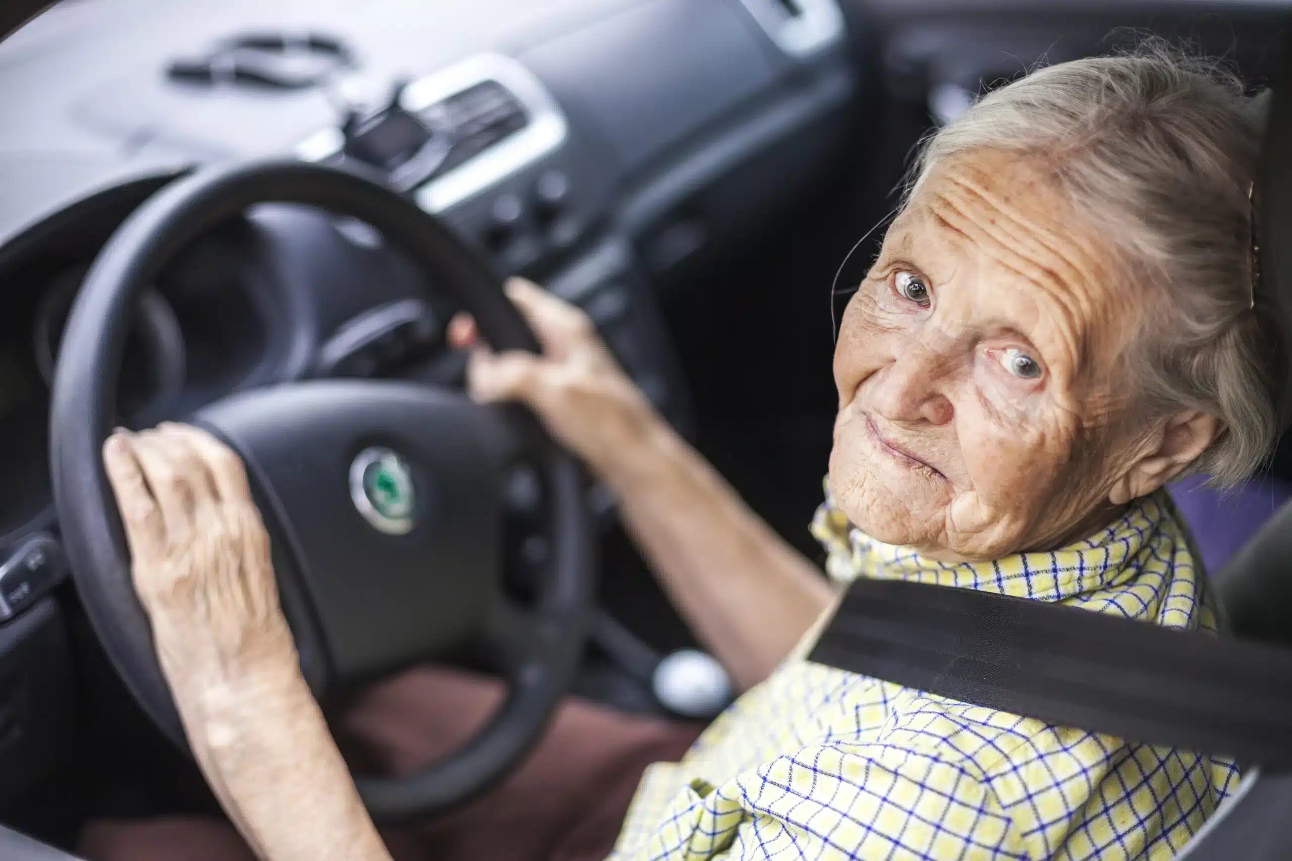 La nouvelle est tombée : les seniors de plus de 68 ans seront désormais interdit de conduire à partir de cette date, mais seulement dans ce pays européen