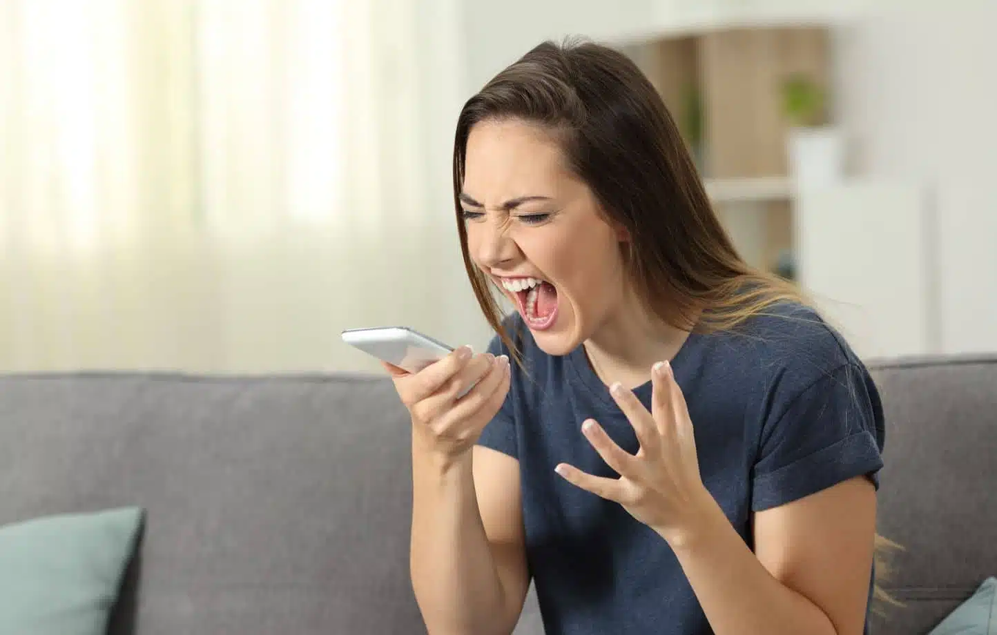 Démarchage téléphonique : voici les 12 numéros à bloquer d’urgence pour retrouver la tranquillité et éviter les arnaques