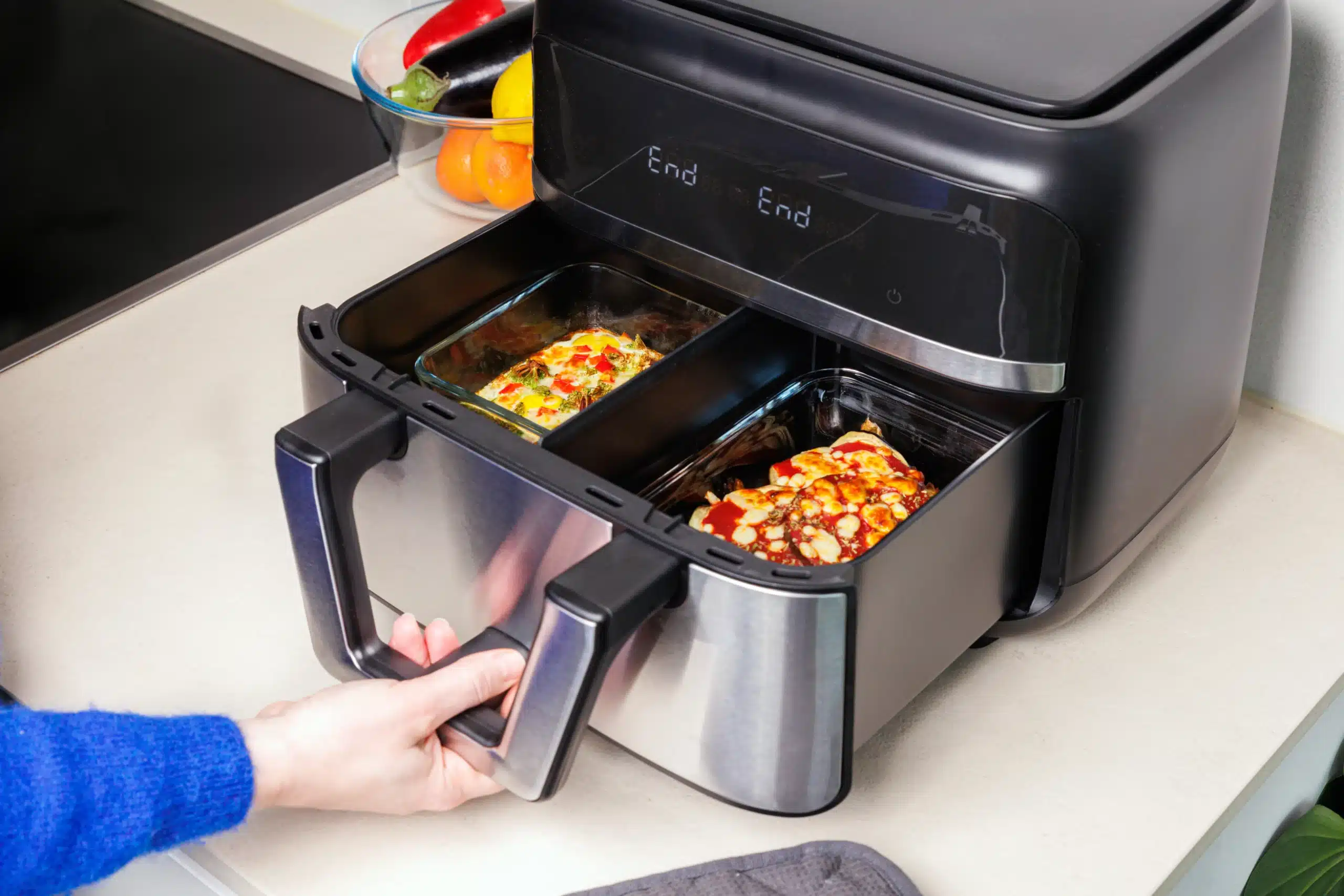 Dites adieu au Air Fryer : cette astuce toute simple permet de passer son four en mode airfryer