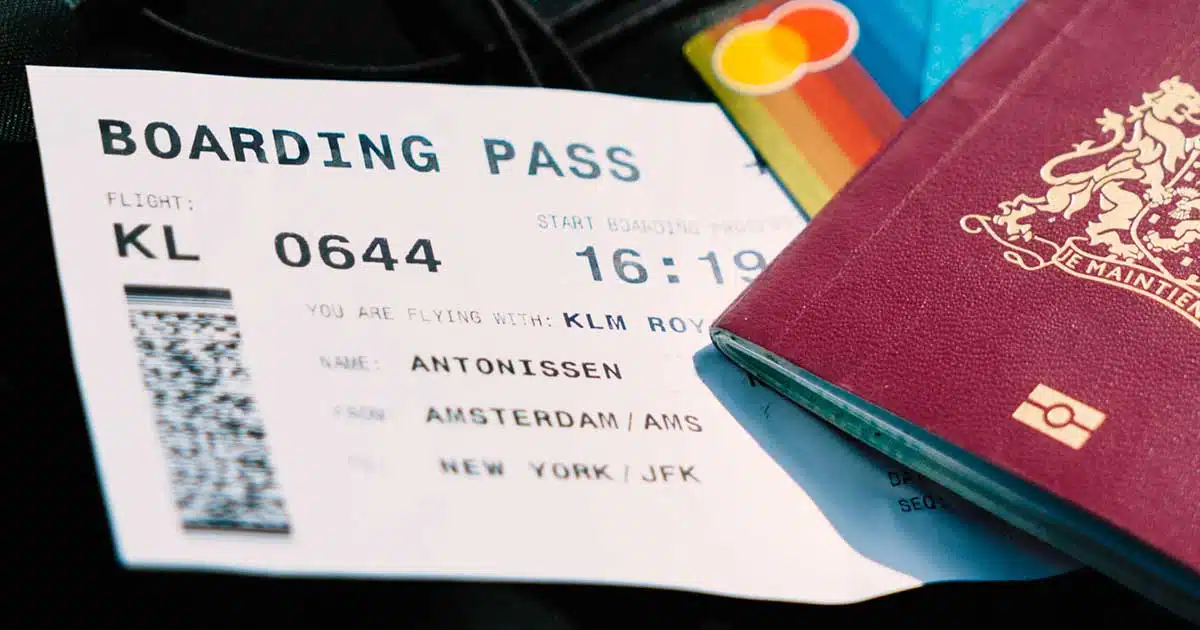Avion : c’est la fin des cartes d’embarquement papier dès novembre 2025, voici par quoi elles vont être remplacées