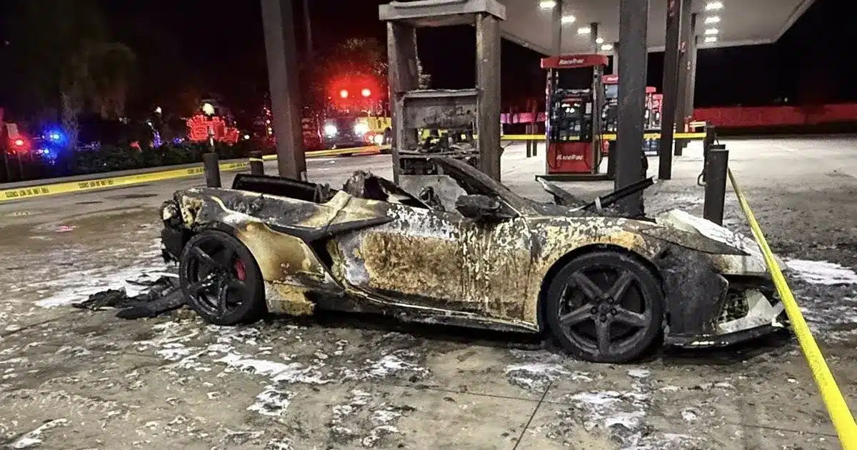 « La voiture a explosé quand je faisais le plein » : Ce grand constructeur automobile a rappelé 23 000 voitures de luxe à plus de 100 000 dollars