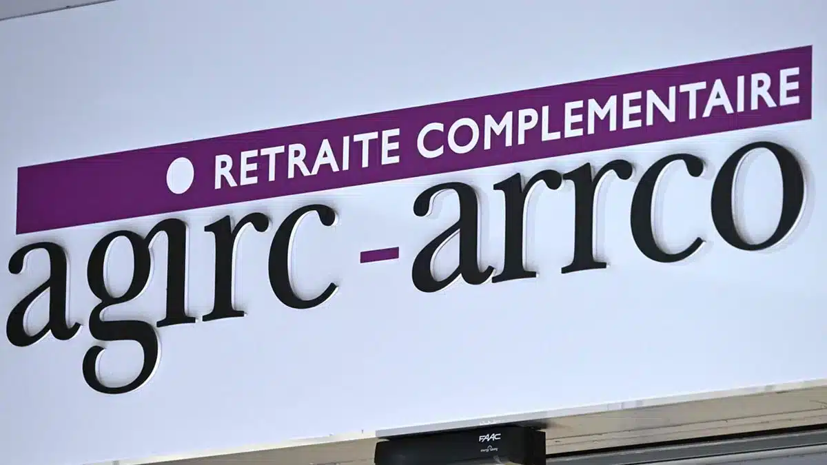 Retraite Carsat et Agirc-Arrco : c’est confirmé, votre pension de novembre arrivera plus tard que prévu, voici pourquoi
