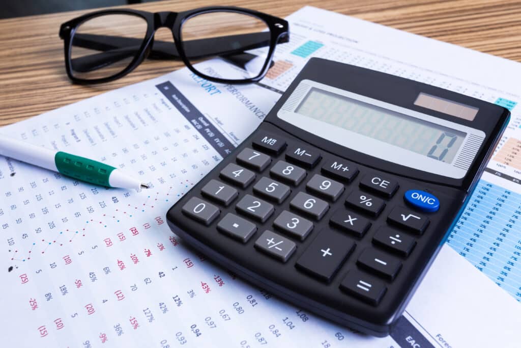 Simulateurs et études ADCF : calculs gratuits et baromètres 2026