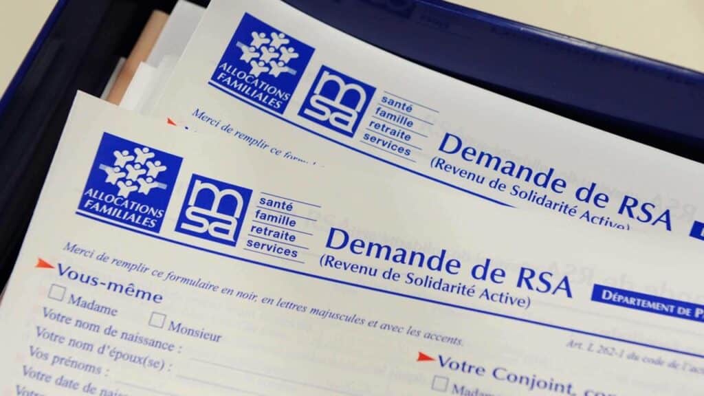 paris : le centre unique regroupant trois services sociaux