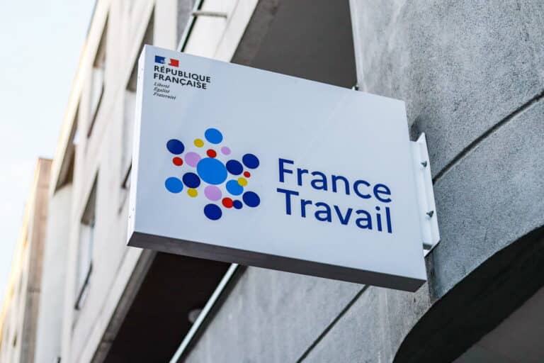 suspension du chômage, du rsa que contient le projet de loi contre les fraudes sociales et fiscales